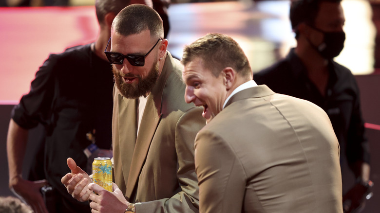 Rob Gronkowski et Travis Kelce