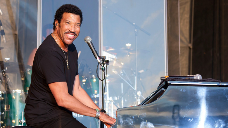 Lionel Richie au piano