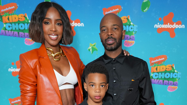 Kelly Rowland posant avec sa famille