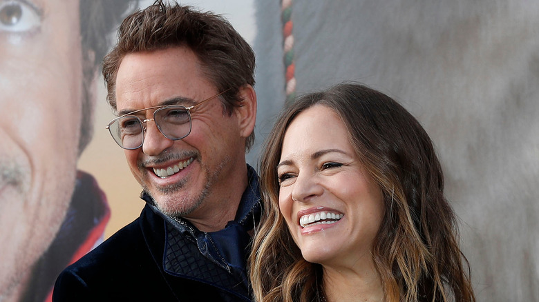 Robert Downey Jr. et Susan Downey souriant