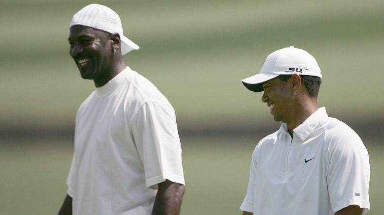 Michael Jordan et Tiger Woods ensemble 