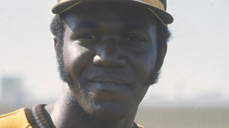 Nate Colbert souriant à l'entraînement du printemps 1969