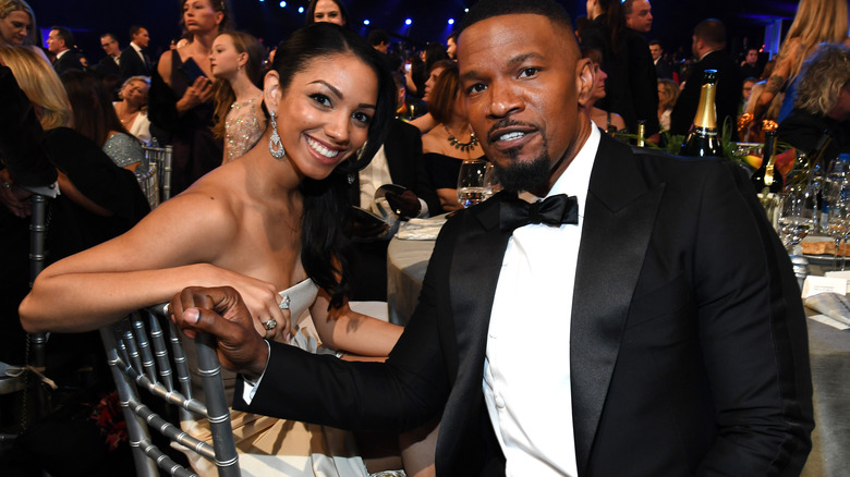 Corinne Foxx et Jamie Foxx sourient