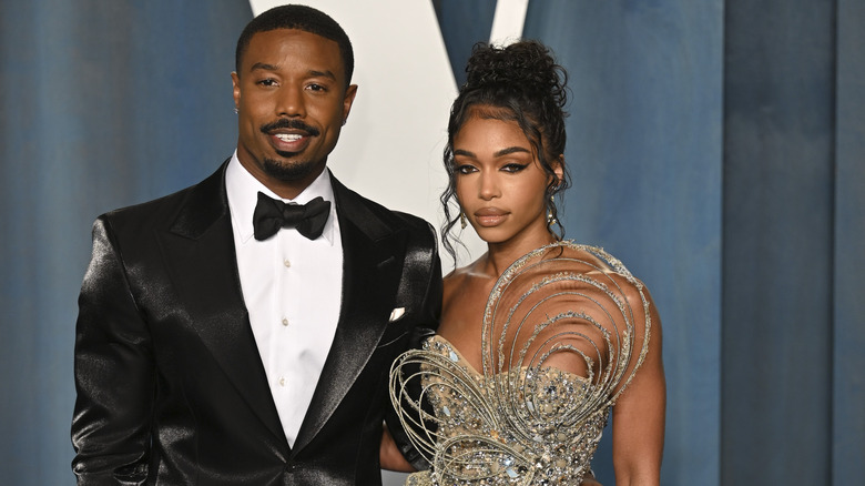 Lori Harvey posant avec Michael B. Jordan