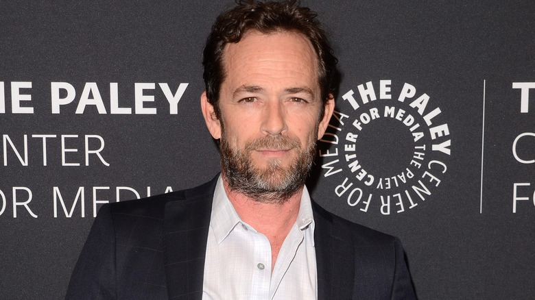 Luke Perry souriant