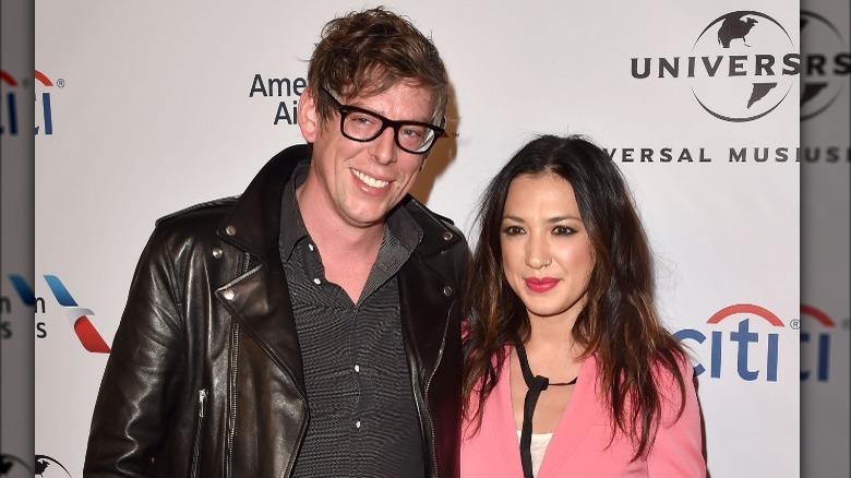 Patrick Carney Michelle Branch posant