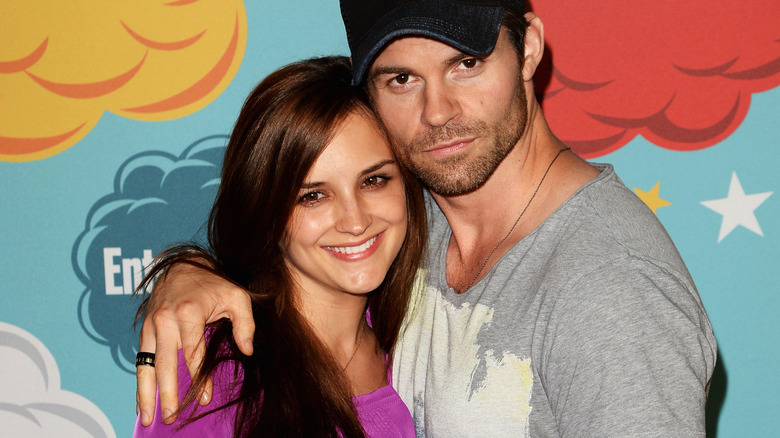 Rachael Leigh Cook et Daniel Gillies