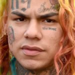 À quoi ressemble la vie de Tekashi 6ix9ine depuis qu’il a témoigné contre son gang