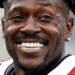 Antonio Brown annonce sa retraite dans la NFL (mais il n’en a pas fini avec le football)