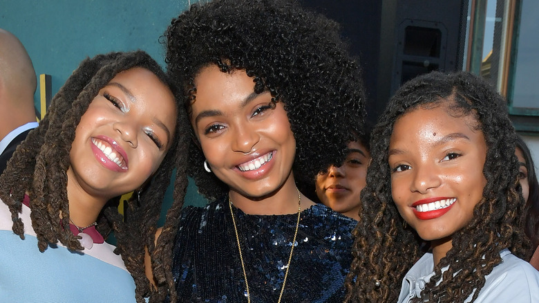 Chloé et Halle Bailey étaient amies avec Yara Shahidi bien avant Grown-Ish