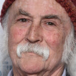 Comment David Crosby a accueilli Drew Barrymore alors qu’elle n’avait que 14 ans