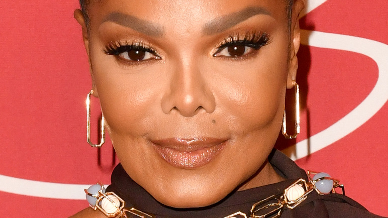 Comment la bataille pour la garde de Janet Jackson contre son fils Eissa Al Mana est devenue laide