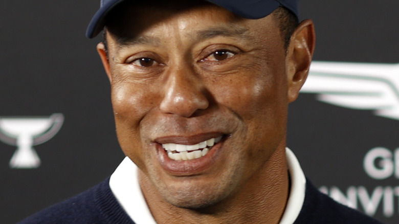 Tiger Woods souriant