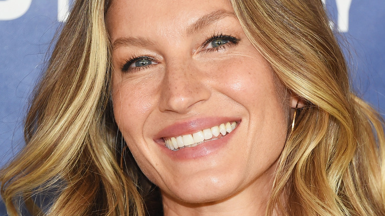 Gisèle Bündchen souriante