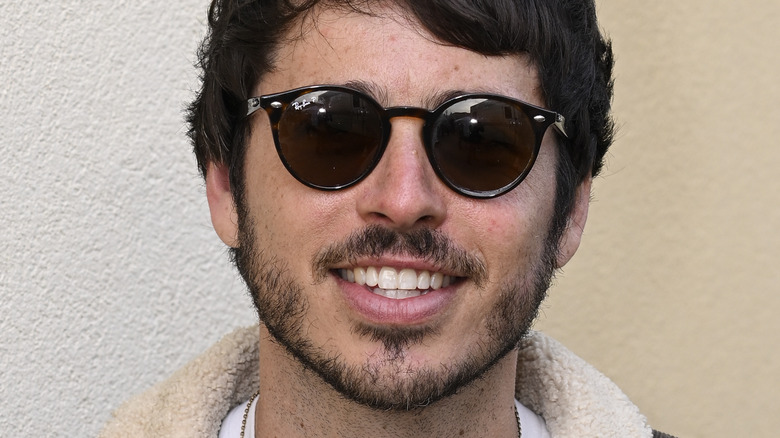 Morgan Evans One-Ups Ex Kelsea Ballerini avec des docu-séries de chansons sur le divorce