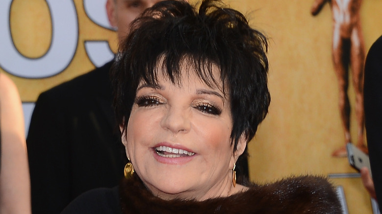 Liza Minnelli sur tapis rouge