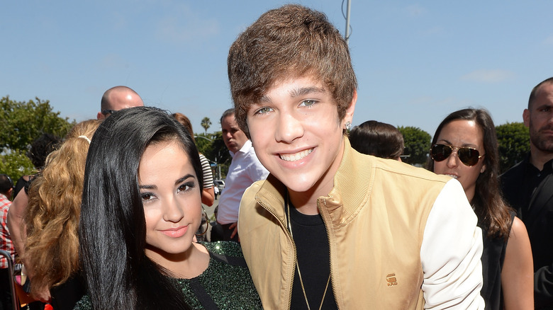 Becky G et Austin Mahone souriant