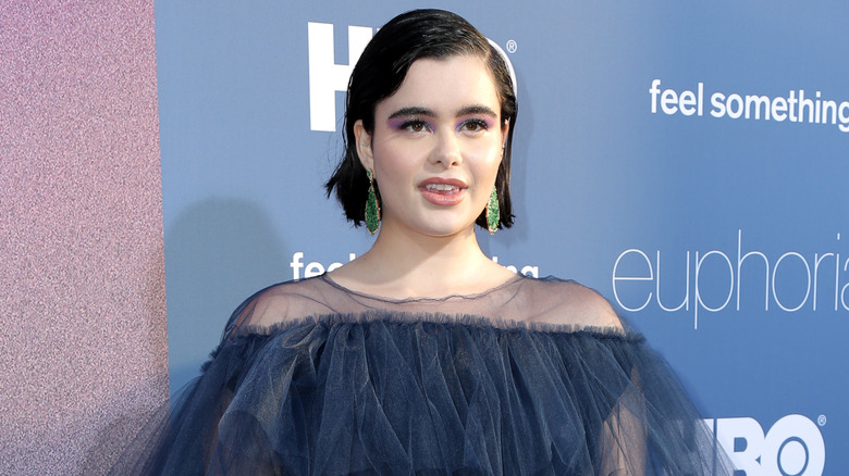 Barbie Ferreira pose