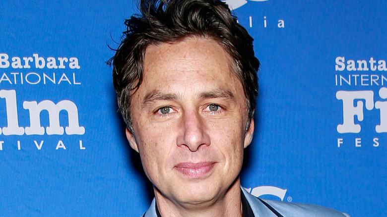 Zach Braff posant à l'événement