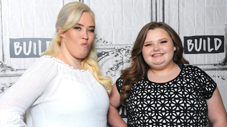 Mama June Honey Boo Boo fond blanc