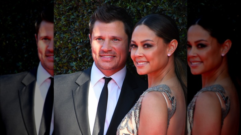 Nick Lachey et sa femme Vanessa sur un tapis rouge