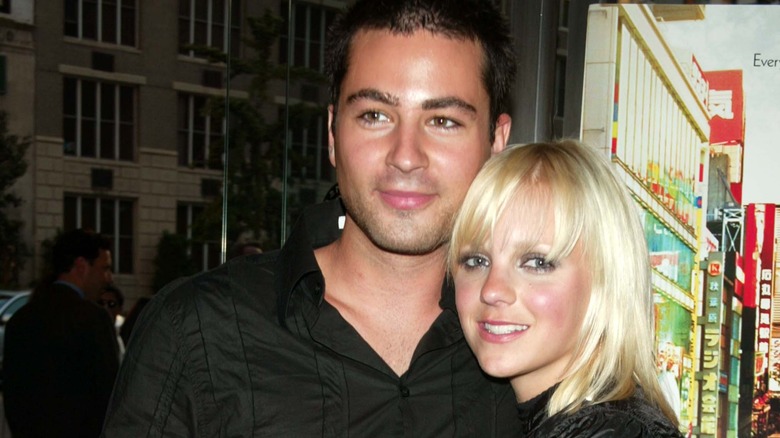 Anna Faris pose avec Ben Indra