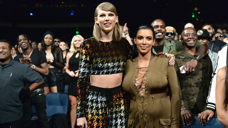 Taylor Swift et Kim Kardashian posent ensemble