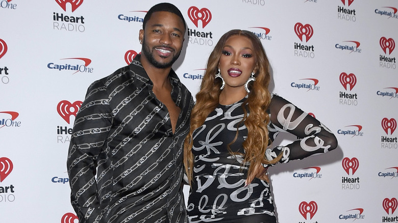 Drew Sidora et Ralph Pittman posent