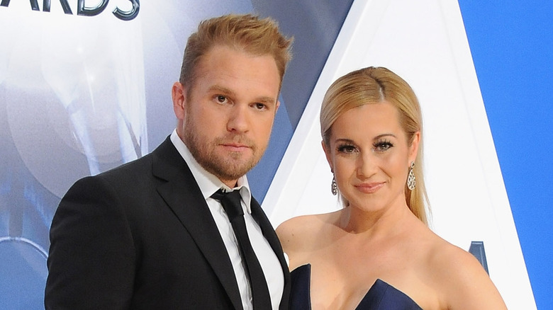 Kyle Jacobs et Kellie Pickler aux CMA Awards