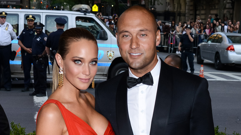 Hannah et Derek Jeter posent côte à côte