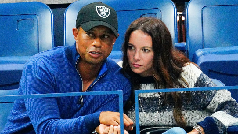 Tiger Woods et Erica Herman se blottissent