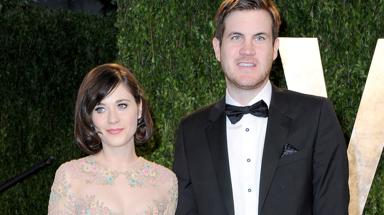 Jamie Linden et Zooey Deschanel posent ensemble