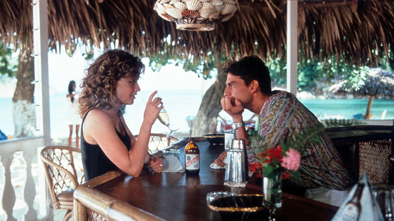 Tom Cruise, Elisabeth Shue au bar