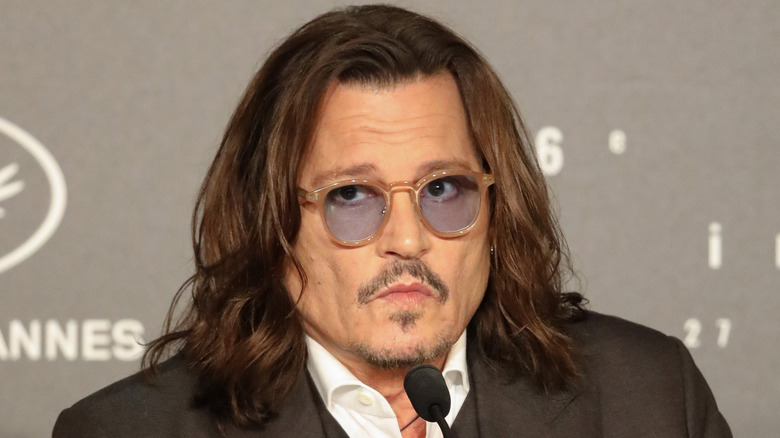 Johnny Depp repousse les dates de sa tournée après une blessure douloureuse