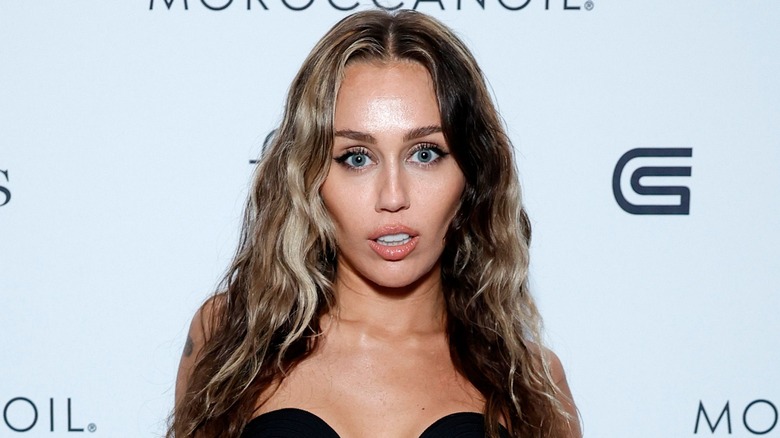 La façon inhabituelle dont Miley Cyrus a rencontré son petit ami Maxx Morando