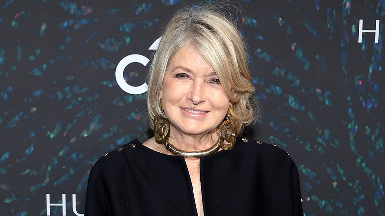 Martha Stewart étonne les fans avec une couverture de maillot de bain Sports Illustrated qui fait l’histoire