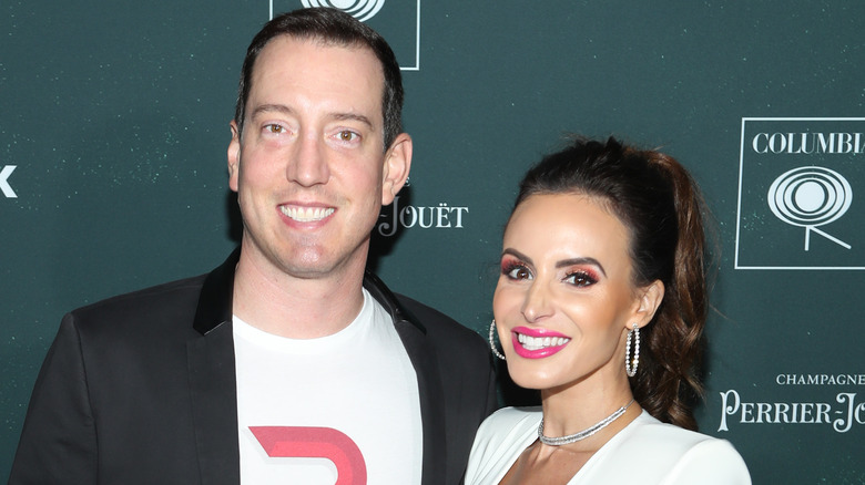 Kyle Busch et sa femme Samantha Busch souriant