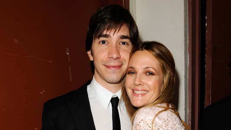 Pourquoi la relation entre Drew Barrymore et Justin Long n’allait jamais durer