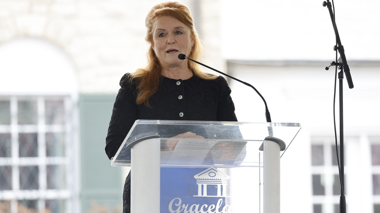 Sarah Ferguson aux funérailles de Lisa Marie Presley