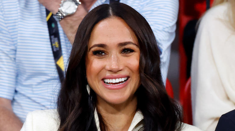 Meghan Markle souriante