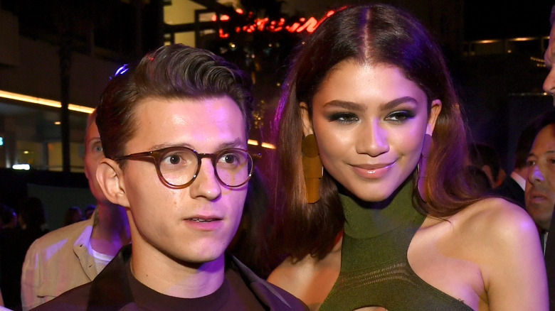 Tom Holland et Zendaya posent