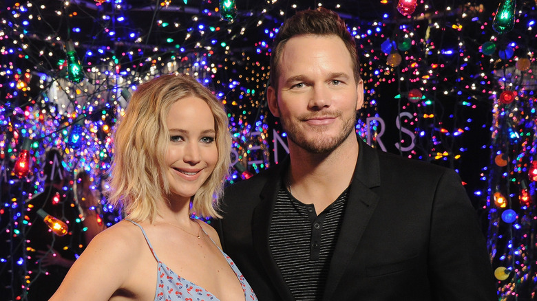 Jennifer Lawrence et Chris Pratt souriant