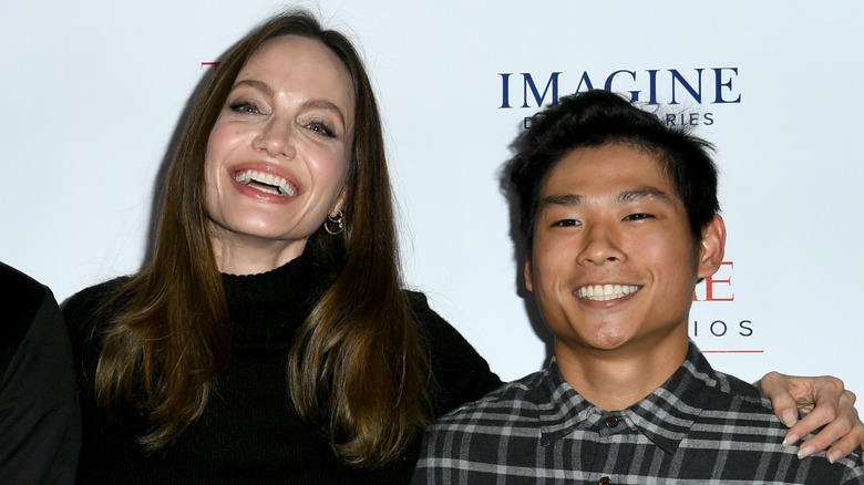 Angelina Jolie, Pax Jolie-Pitt souriant