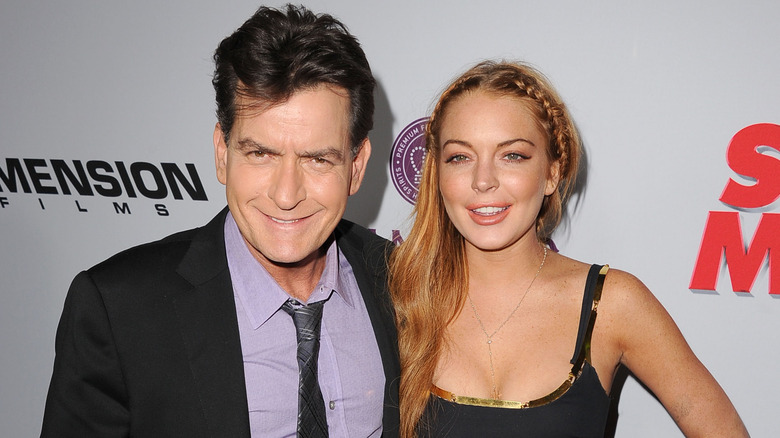 Charlie Sheen et Lindsay Lohan sur le tapis rouge de Scary Movie