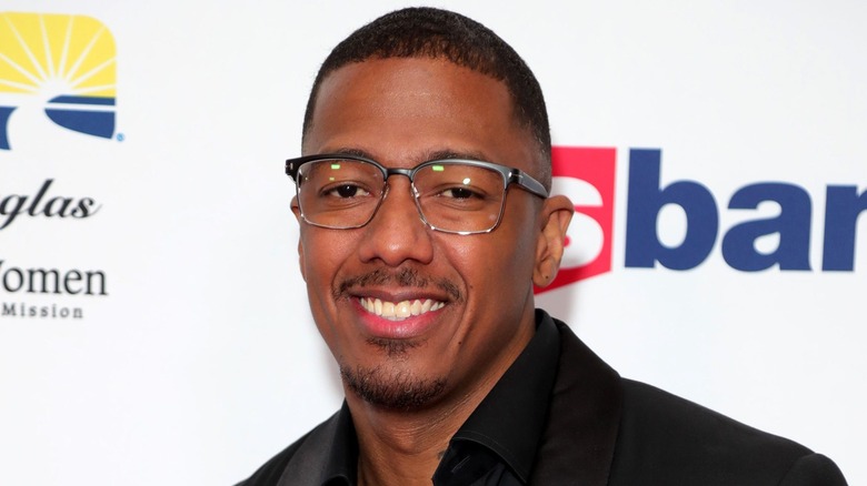 Nick Cannon souriant