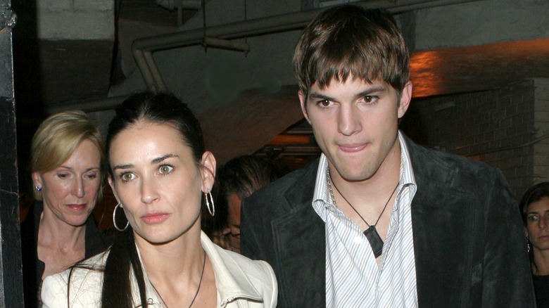 Demi Moore, Ashton Kutcher aux expressions sombres