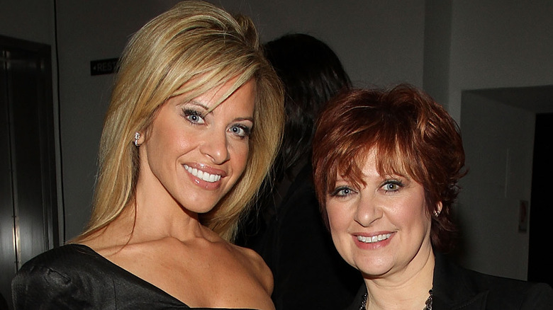 Dina et Caroline Manzo souriantes