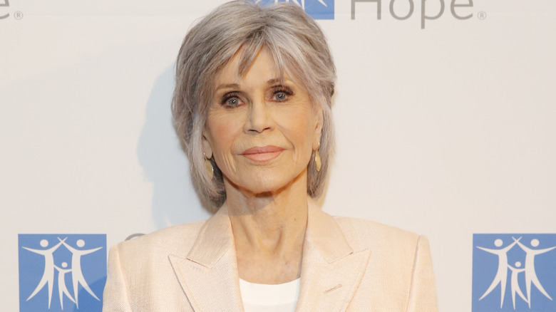 Ce que Jane Fonda a vraiment fait pour gagner sa vie avant sa renommée d’actrice