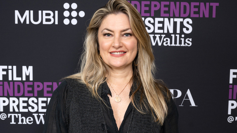 Mädchen Amick sur le tapis rouge