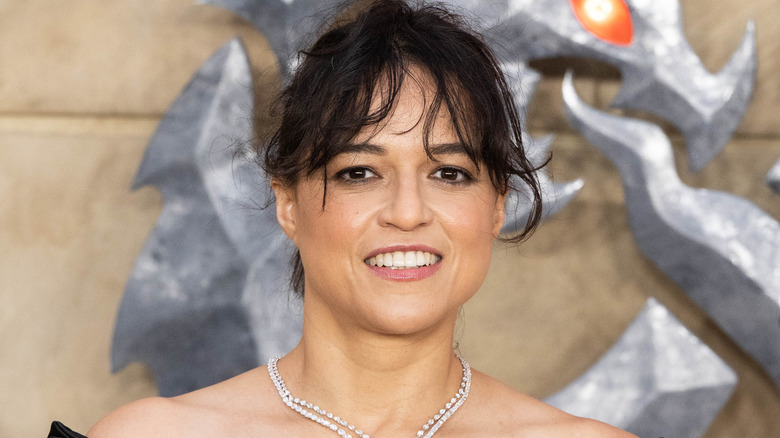 Michelle Rodriguez souriante